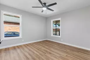 10129 Newcombe Dr, Dallas, TX 75228 - Photo 15