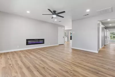 10129 Newcombe Drive, Dallas, TX 75228 - Photo 9