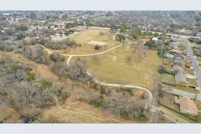 3910 Firethorn Drive, Arlington, TX 76017 - Photo 37