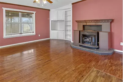 135 Lakeview Drive, Runaway Bay, TX 76426 - Photo 7