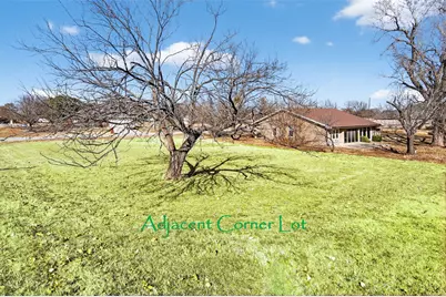 135 Lakeview Drive, Runaway Bay, TX 76426 - Photo 23