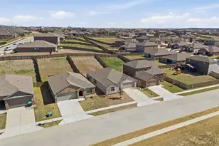 168 Bovine Dr, Newark, TX 76071 - Photo 33