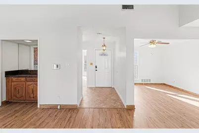 1525 Juniper Lane, Lewisville, TX 75077 - Photo 17