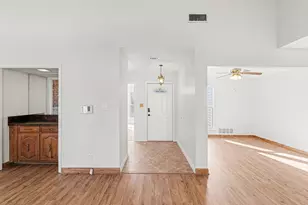 1525 Juniper Ln, Lewisville, TX 75077 - Photo 17