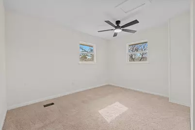 611 Ravenwood Drive, Arlington, TX 76013 - Photo 15