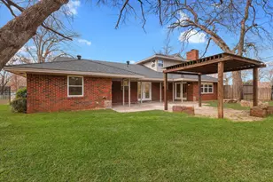 611 Ravenwood Dr, Arlington, TX 76013 - Photo 17