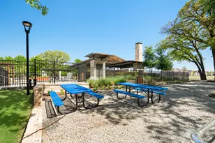 9600 Acorn Ln, Little Elm, TX 75068 - Photo 33