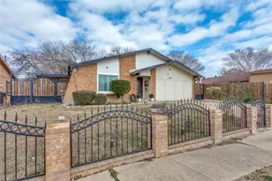 8049 Trimble Dr, Fort Worth, TX 76134 - Photo 3