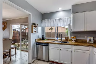 8049 Trimble Drive, Fort Worth, TX 76134 - Photo 11