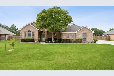 301 Cedar Circle, Shady Shores, TX 76208 - Photo 1