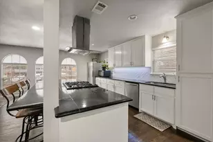 1732 Northaven Ct, Arlington, TX 76012 - Photo 9