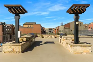 1001 Belleview St, Dallas, TX 75215 - Photo 31