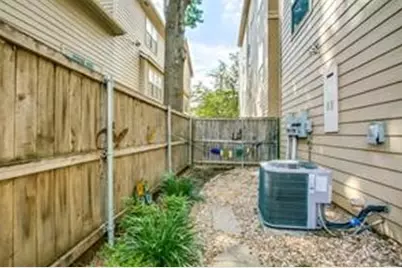 3915 Congress Avenue #200, Dallas, TX 75219 - Photo 17