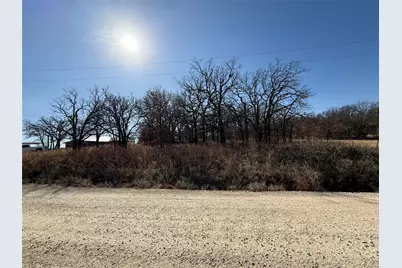 101 Comanche Trail, Nocona, TX 76255 - Photo 3