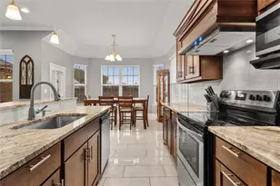 423 Stoneridge Dr, Hillsboro, TX 76645 - Photo 11