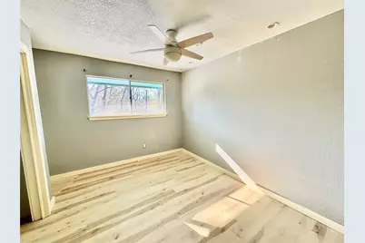 2000 Mill Creek Drive, Arlington, TX 76010 - Photo 21