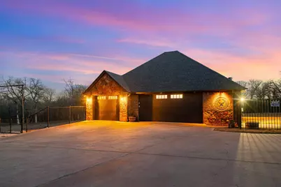 7401 Hilltop Drive, Fort Worth, TX 76108 - Photo 3