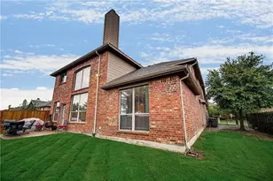 2703 Waterway Dr, Grand Prairie, TX 75054 - Photo 15