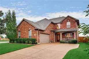 2703 Waterway Dr, Grand Prairie, TX 75054 - Photo 1