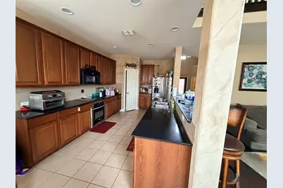 2703 Waterway Drive, Grand Prairie, TX 75054 - Photo 9