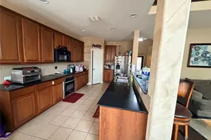 2703 Waterway Dr, Grand Prairie, TX 75054 - Photo 9