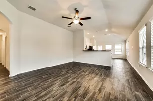 233 Pitt Cir, Fate, TX 75189 - Photo 3