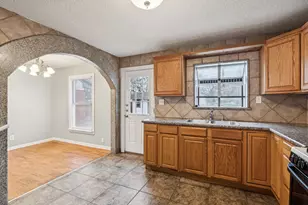 10710 Joaquin Dr, Dallas, TX 75228 - Photo 11