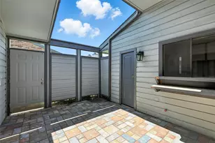 640 Bellaire Dr, Hurst, TX 76053 - Photo 5