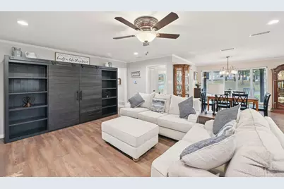 17 Lincolnshire Circle, Bedford, TX 76021 - Photo 5