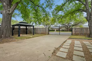 17 Lincolnshire Cir, Bedford, TX 76021 - Photo 29