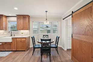 17 Lincolnshire Cir, Bedford, TX 76021 - Photo 9