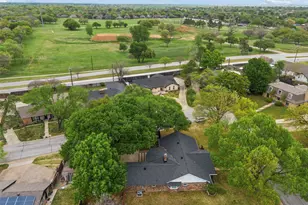 17 Lincolnshire Cir, Bedford, TX 76021 - Photo 37