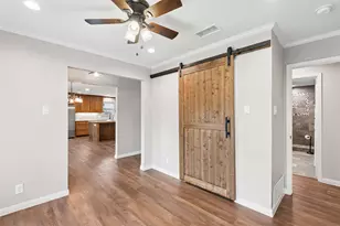 17 Lincolnshire Cir, Bedford, TX 76021 - Photo 5