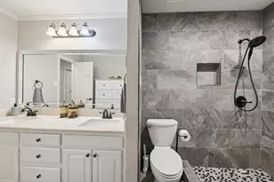 17 Lincolnshire Cir, Bedford, TX 76021 - Photo 21