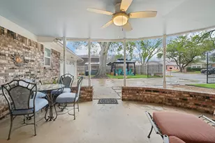 17 Lincolnshire Cir, Bedford, TX 76021 - Photo 27