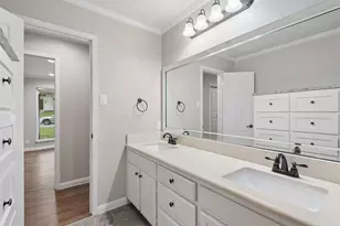 17 Lincolnshire Cir, Bedford, TX 76021 - Photo 17