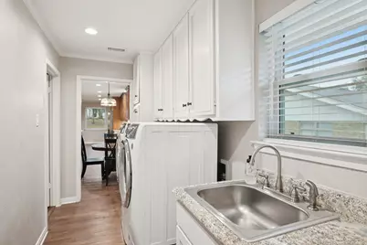 17 Lincolnshire Circle, Bedford, TX 76021 - Photo 19