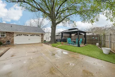 17 Lincolnshire Circle, Bedford, TX 76021 - Photo 35