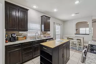 1108 Central Village Dr, Denton, TX 76210 - Photo 5