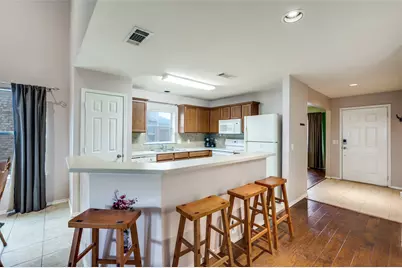 8613 Wagon Trail, Aubrey, TX 76227 - Photo 5