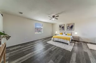 929 Brooks Dr, Cedar Hill, TX 75104 - Photo 13