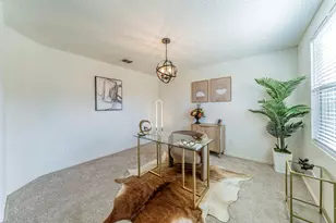 929 Brooks Dr, Cedar Hill, TX 75104 - Photo 11