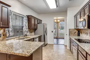 8605 Crested Cove Ct, Plano, TX 75025 - Photo 13