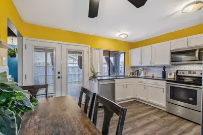 3418 Meadow Oaks Drive, Garland, TX 75043 - Photo 9