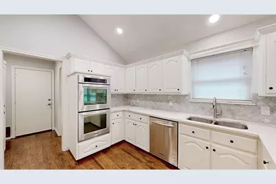 3713 Teal Lane, Bedford, TX 76021 - Photo 9