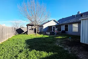2015 Sandi Ln, Sachse, TX 75048 - Photo 13