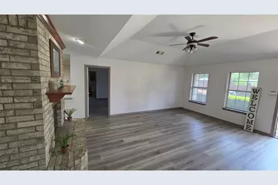 2015 Sandi Lane, Sachse, TX 75048 - Photo 5
