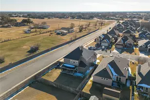 10864 Aurora, Waco, TX 76708 - Photo 9