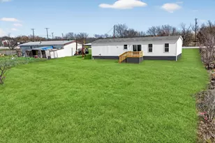 309 Rhett Ct, Aurora, TX 76078 - Photo 37