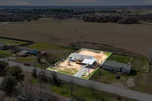 309 Rhett Ct, Aurora, TX 76078 - Photo 35